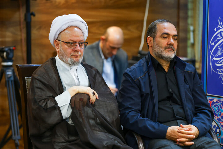 تصاویر | جلسه هماهنگی برنامه های ستاد بزرگداشت دهه غدیر در تبریز