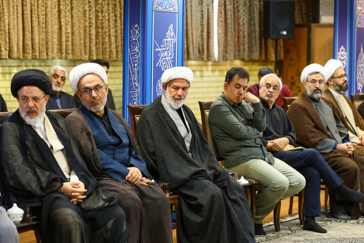 تصاویر | جلسه هماهنگی برنامه های ستاد بزرگداشت دهه غدیر در تبریز