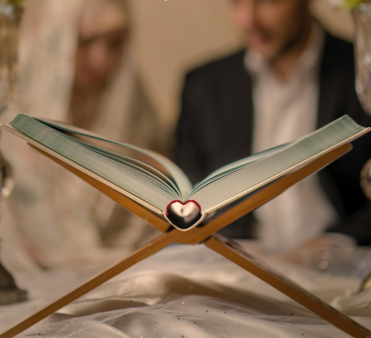 هشت سنت غلط ازدواج از نگاه رهبر انقلاب
