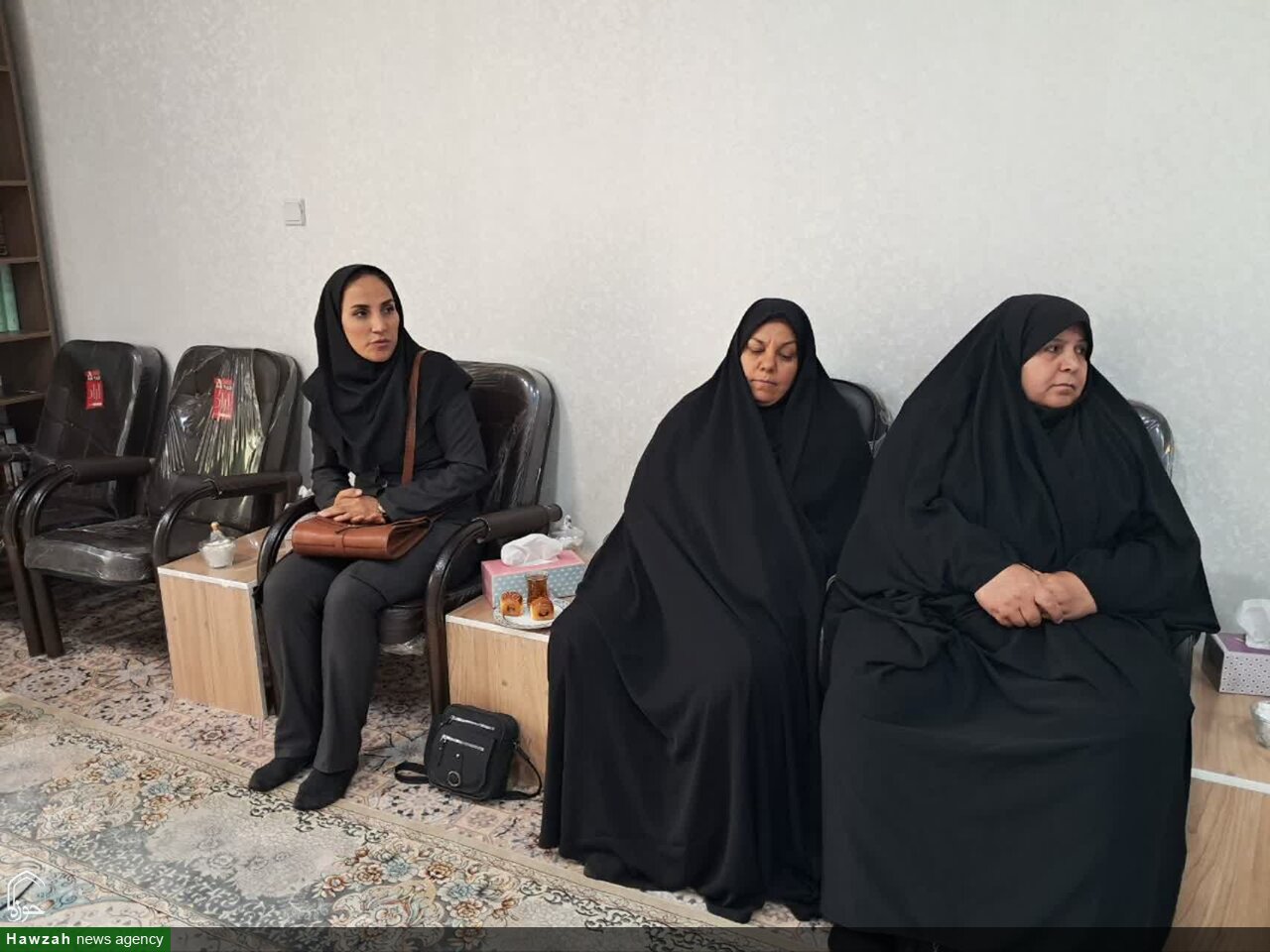 دیدار مسئولان شبکه بهداشت و درمان با امام جمعه فامنین
