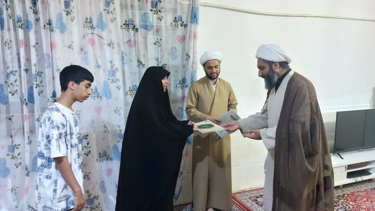مدیرکل تبلیغات اسلامی بوشهر از شبکه امامت گناوه بازدید کرد
