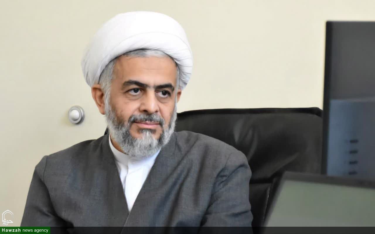 هویت حوزه، تربیت اسلام‌شناس برای پاسخ‌گویی به نیازهای جامعه است