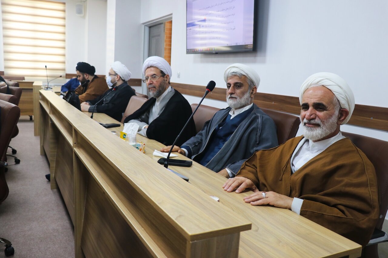 تصاویر / کارگاه تخصصی «آموزش مهارت‌های مدیریت مسجد »