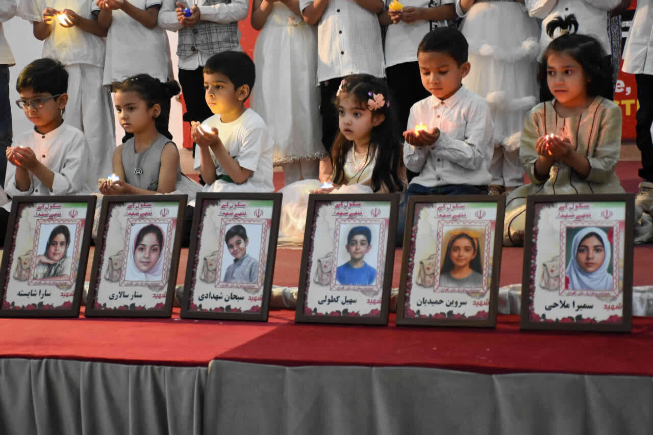Pakistani Students Honor the Memory of Minab Martyrs
