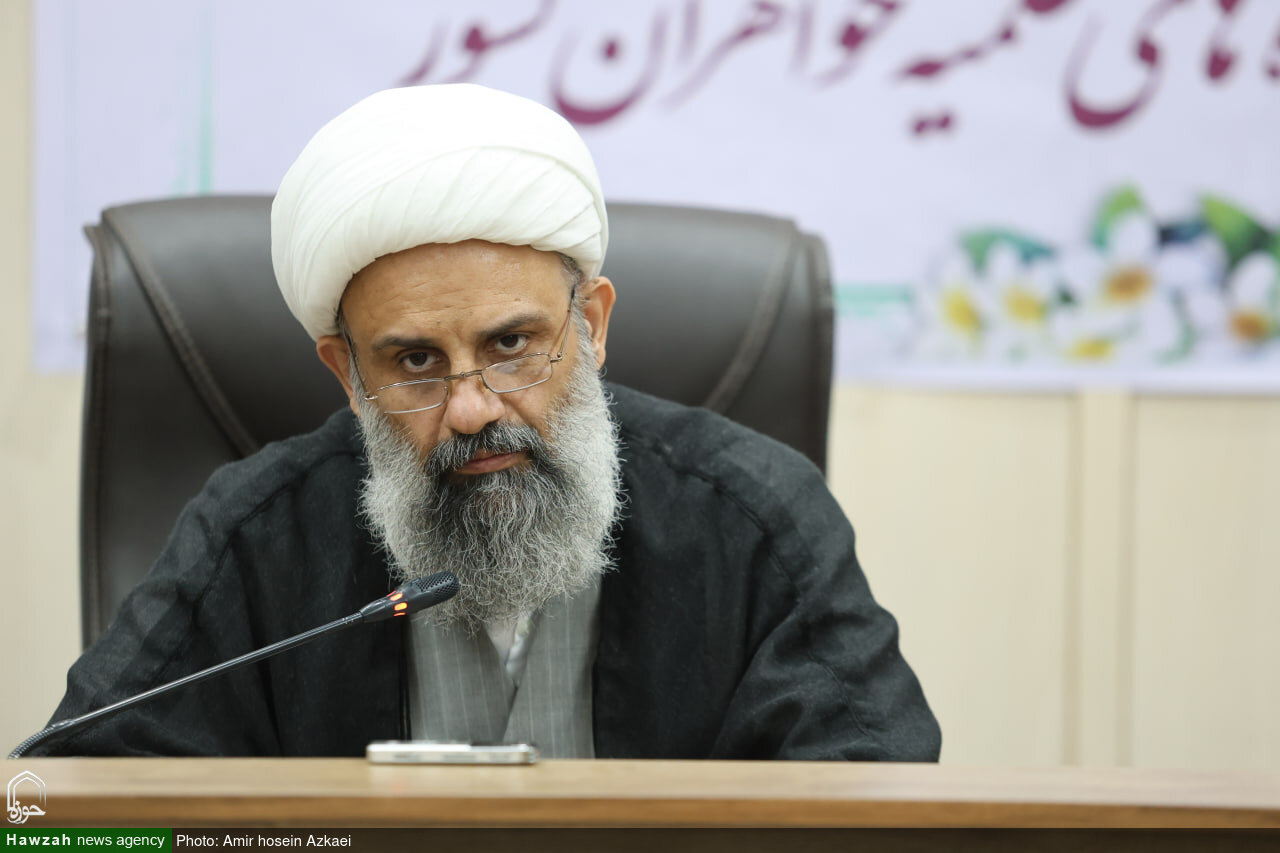 گام نخست ارتباط با نسل نوجوان، درک زیست‌بوم فکری آنان است