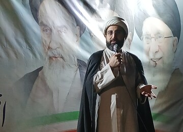 خانواده‌های شهدا الگوی مقاومت در برابر دشمن هستند
