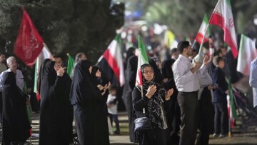 تصاویر/ هفتادونهمین شب حضور حماسی  کاشانی ها در میدان امام خامنه ای (ره)