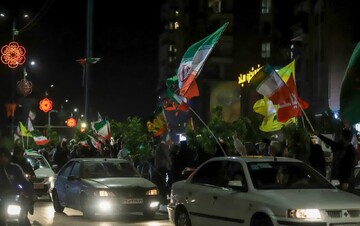 تصاویر/ اولین دیوارنگاره استان مرکزی با عنوان دیوارنگاره شهیدان جهانپناه در اراک
