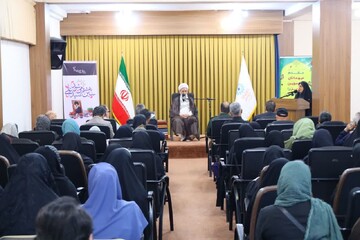 تصاویر/ اختتامیه سوگواره شعر «سین هشتم می‌شود سیدعلی» با حضور نماینده ولی فقیه در مازندران