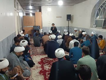 تصاویر/ درس اخلاق ویژه طلاب شهرستان رامهرمز