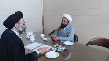 تصایر / دیدار امام جمعه کاشان با مدیران مرکز خدمات حوزه علمیه و کمیته امداد امام خمینی (ره )