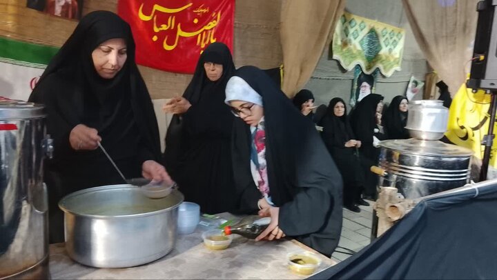تصاویر/ استمرار فعالیت تبلیغی و فرهنگی موکب فتح خیبر تکاب