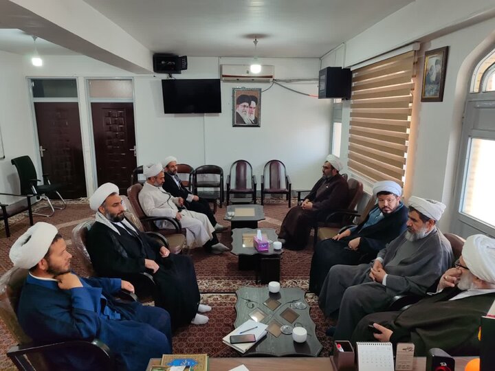 تصاویر/ جلسه هماهنگی برگزاری مراسم عمامه گذاری طلاب مدرسه علمیه حضرت امام رضا علیه السلام شهرستان میاندوآب