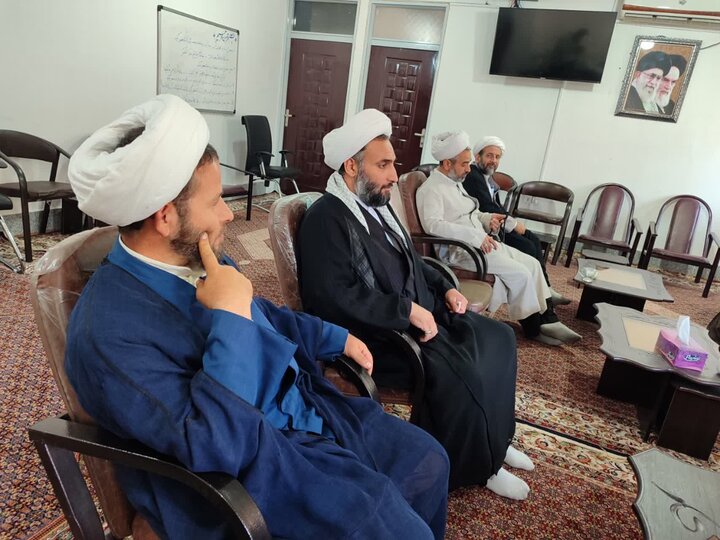 تصاویر/ جلسه هماهنگی برگزاری مراسم عمامه گذاری طلاب مدرسه علمیه حضرت امام رضا علیه السلام شهرستان میاندوآب