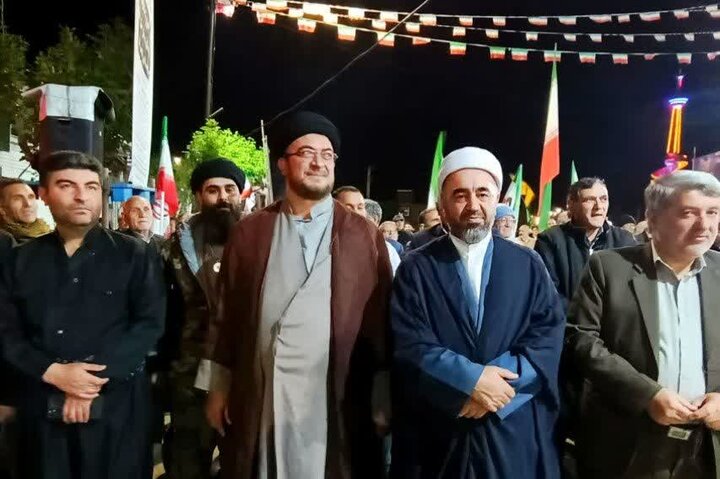 تصاویر/ هفتاد و نه شب، یک آرمان: حمایت مردم نقده از نظام، دفاع از رهبری، خونخواهی رهبر شهید