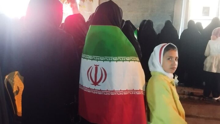 تصاویر/ تداوم خروش انقلابی مردم شهرستان باروق در هفتاد و نهمین شب حضور پرشور