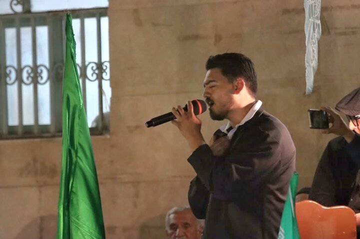 تصاویر/ حضور حماسی مردم روستای بدل‌آباد خوی در تجمع حمایت از وطن و بیعت با رهبر انقلاب