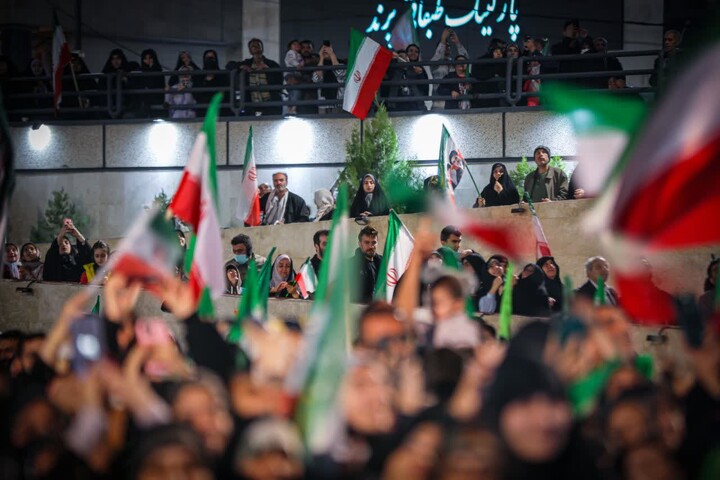 تصاویر / طنین عشق در «سنگر خیابان»؛ آغاز فصلی نو از دلدادگی