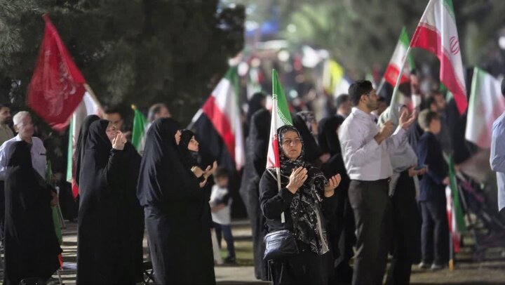 تصاویر/ هفتادونهمین شب حضور حماسی  کاشانی ها در میدان امام خامنه ای (ره)