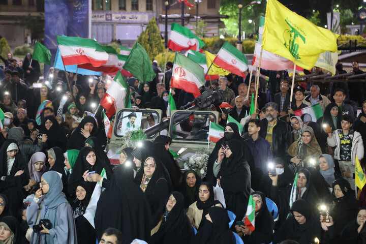 تصاویر / برگزاری مراسم عقد زوج همدانی در تجمع انقلابی مردم