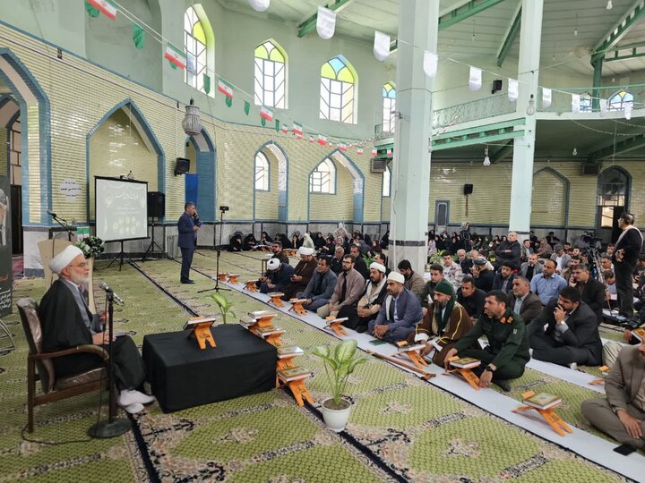 تصاویر/ برگزاری محفل قرآنی «یاد یاران» در شهرستان سقز
