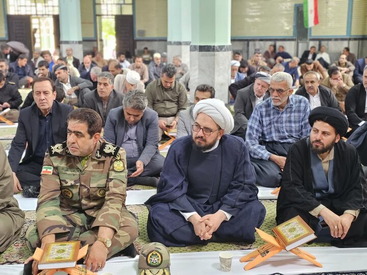 تصاویر/ برگزاری محفل قرآنی «یاد یاران» در شهرستان سقز
