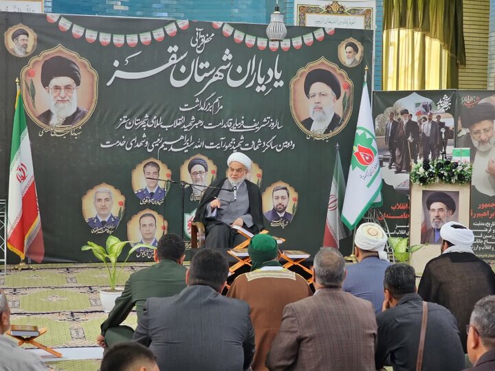 تصاویر/ برگزاری محفل قرآنی «یاد یاران» در شهرستان سقز
