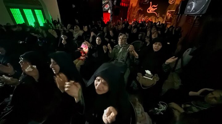 تصاویر/ برگزاری جلسه باشکوه تفسیر قرآن در هیئت صاحب الزمان (عج)