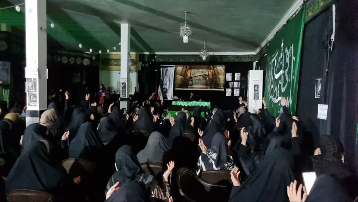 تصاویر/ برگزاری جلسه باشکوه تفسیر قرآن در هیئت صاحب الزمان (عج)