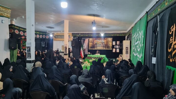 تصاویر/ برگزاری جلسه باشکوه تفسیر قرآن در هیئت صاحب الزمان (عج)