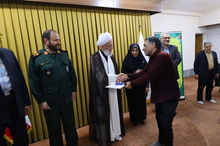 تصاویر/ اختتامیه سوگواره شعر «سین هشتم می‌شود سیدعلی» با حضور نماینده ولی فقیه در مازندران