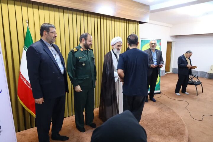 تصاویر/ اختتامیه سوگواره شعر «سین هشتم می‌شود سیدعلی» با حضور نماینده ولی فقیه در مازندران
