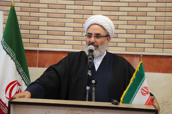 تصاویر/ برگزاری مراسم سالگرد شهدای خدمت در مدرسه علمیه امیرالمؤمنین علی(علیه‌السلام) تبریز