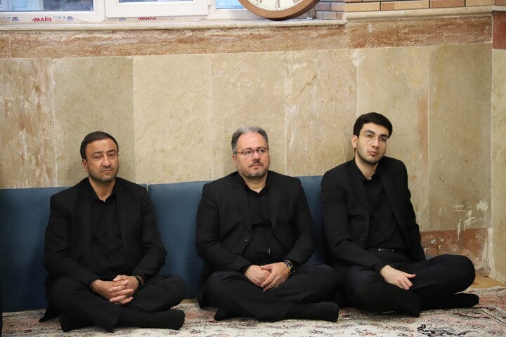 تصاویر/ برگزاری مراسم سالگرد شهدای خدمت در مدرسه علمیه امیرالمؤمنین علی(علیه‌السلام) تبریز