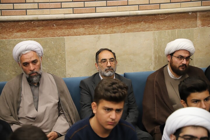 تصاویر/ برگزاری مراسم سالگرد شهدای خدمت در مدرسه علمیه امیرالمؤمنین علی(علیه‌السلام) تبریز