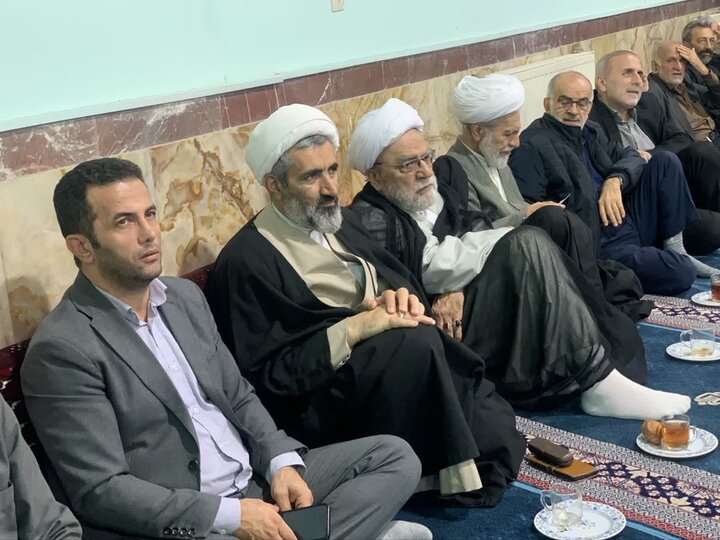 حضور امام جمعه شهرستان بهشهر در آیین تجلیل از خادمان مسجد و حوزه شهرستان