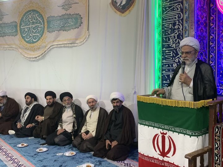 حضور امام جمعه شهرستان بهشهر در آیین تجلیل از خادمان مسجد و حوزه شهرستان