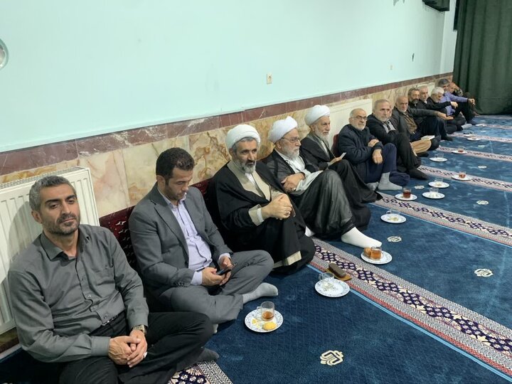 حضور امام جمعه شهرستان بهشهر در آیین تجلیل از خادمان مسجد و حوزه شهرستان