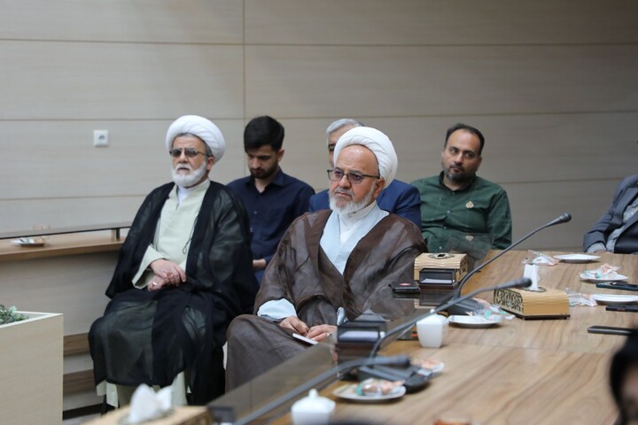 تصاویر/ گردهمایی نخبگان بسیجی استان یزد به مناسبت سالگرد شهادت آیت‌الله رئیسی برگزار شد