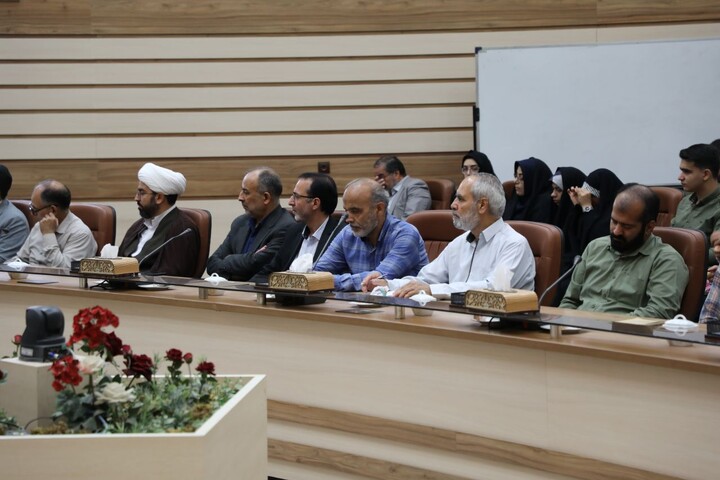 تصاویر/ گردهمایی نخبگان بسیجی استان یزد به مناسبت سالگرد شهادت آیت‌الله رئیسی برگزار شد