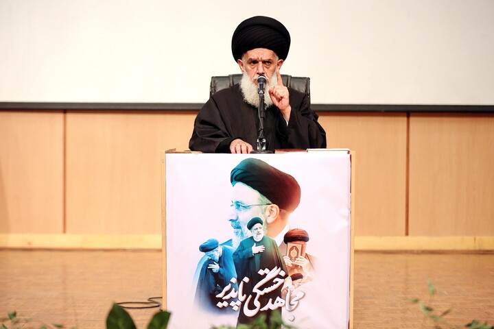 تصاویر/ مراسم بزرگداشت قائد عظیم‌الشأن امت و دومین سالگرد شهدای خدمت