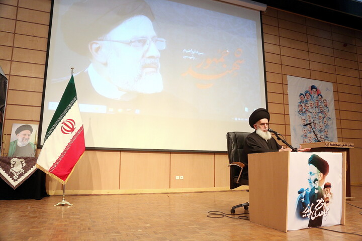 تصاویر/ مراسم بزرگداشت قائد عظیم‌الشأن امت و دومین سالگرد شهدای خدمت