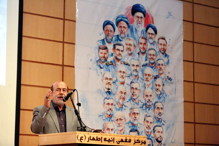 تصاویر/ مراسم بزرگداشت قائد عظیم‌الشأن امت و دومین سالگرد شهدای خدمت