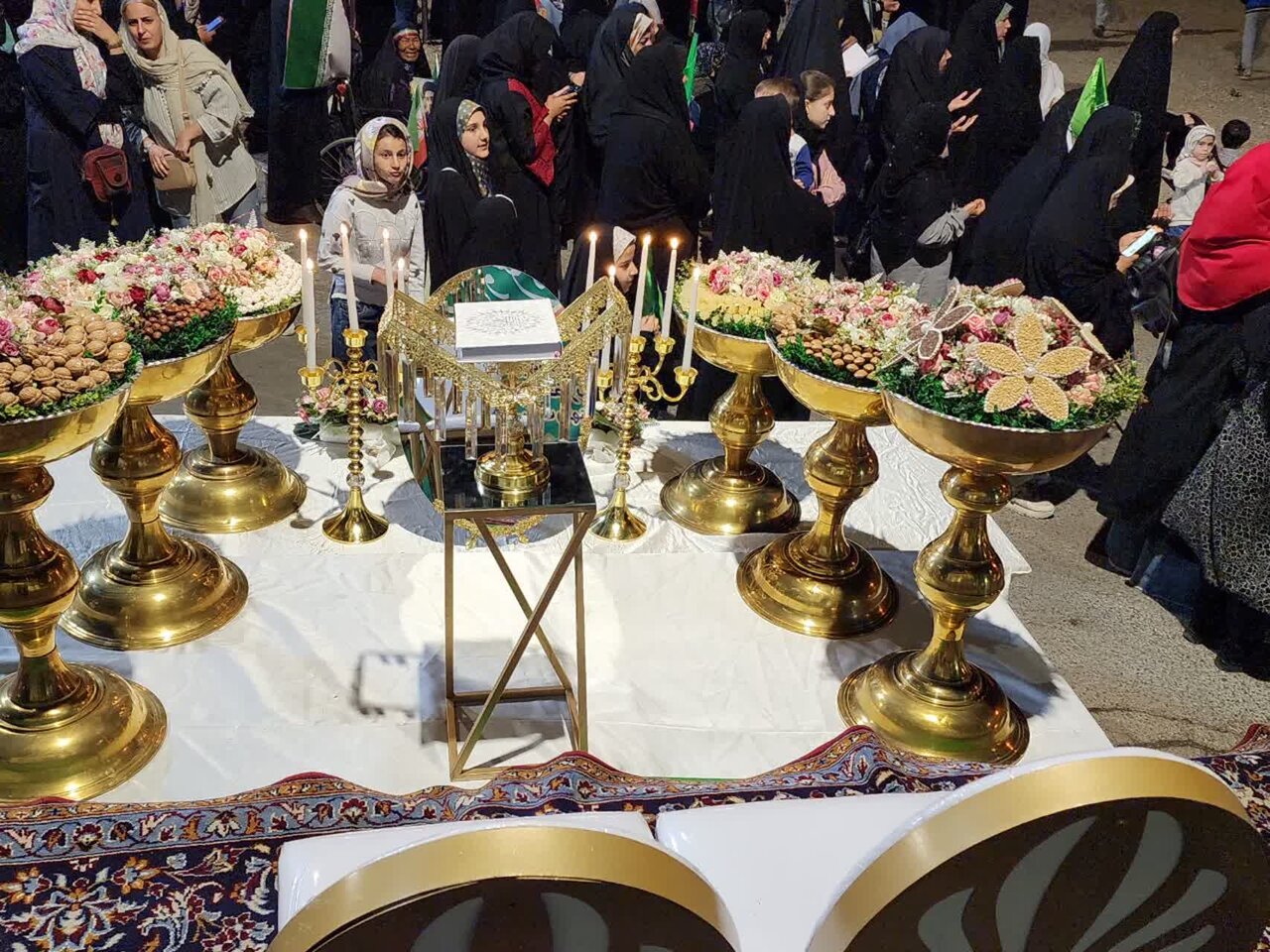 جشن پیوند آسمانی زوج‌های جوان در نطنز برگزار شد