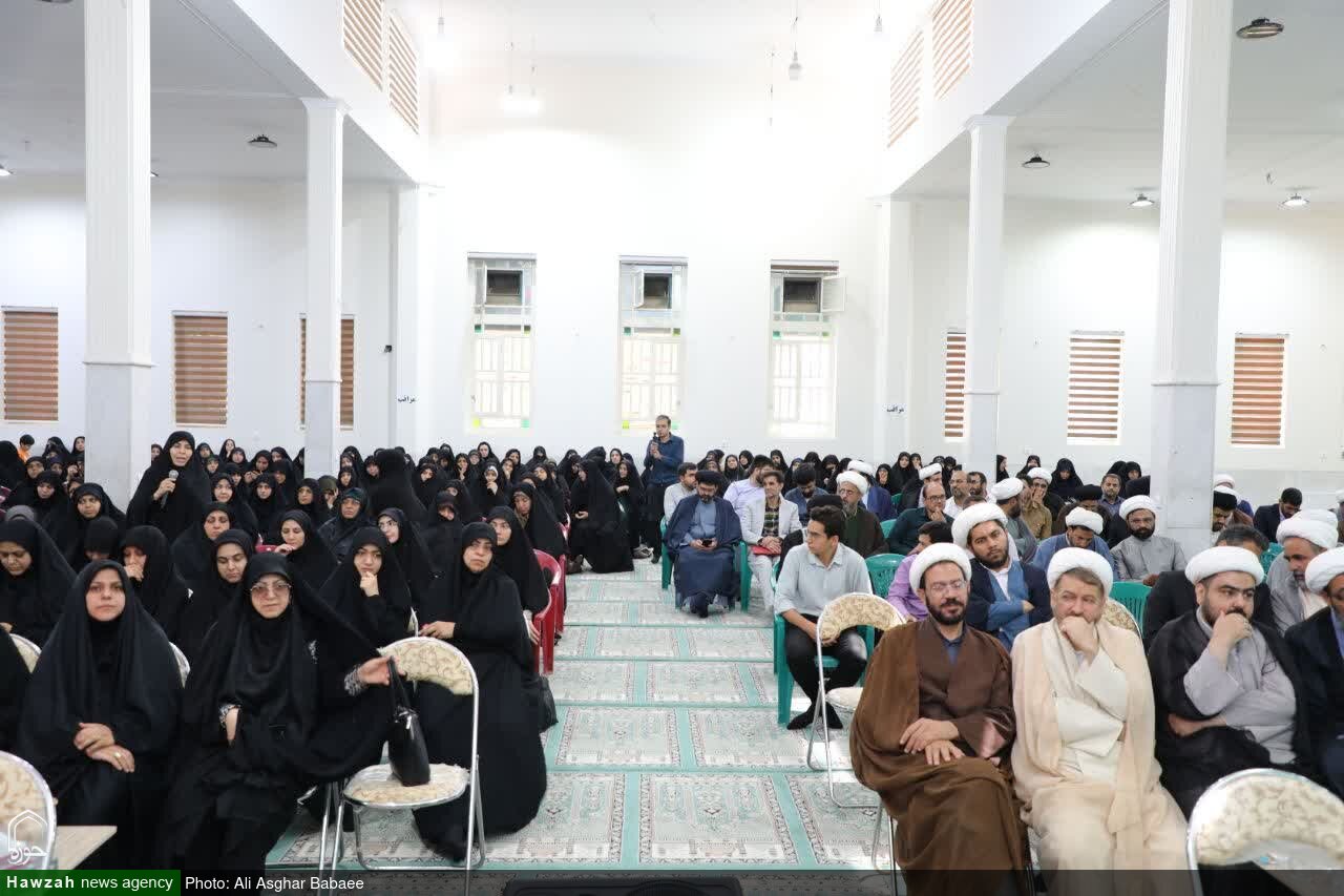 بهره‌گیری از حوزویان دانش‌آموخته برای حوزه علمیه، یک سرمایه ارزشمند است