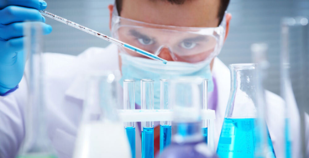 médecin de laboratoire