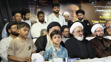 لکهنو میزبان سمینار باشکوه «رهبر شهید، پرچمدار انسانیت» بود