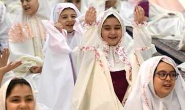 تصاویر/ مراسم جشن تکلیف دختران در حرم حضرت عبدالعظیم(ع)