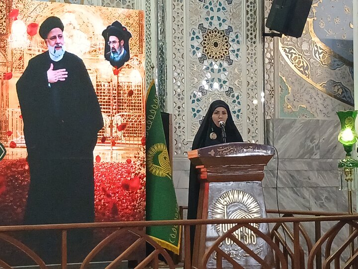 تصاویر نخستین کنگره شعر بانوان (سلام برابراهیم) در حرم مطهر رضوی