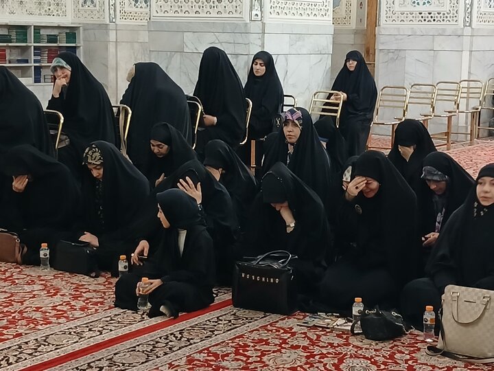 تصاویر نخستین کنگره شعر بانوان (سلام برابراهیم) در حرم مطهر رضوی